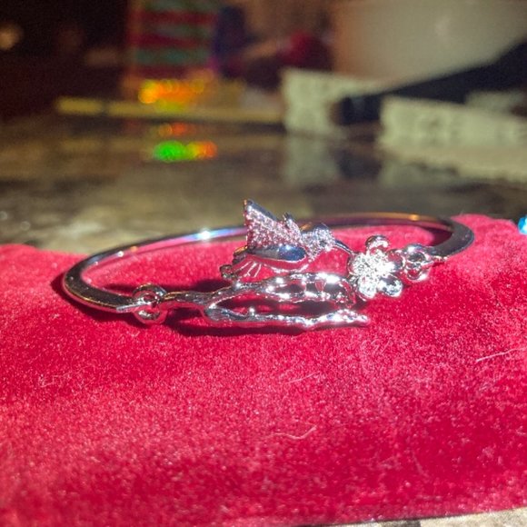 Neiman Marcus Antique Rose Gold Crystal Hummingbird Bracelet - Picture 7 of 7